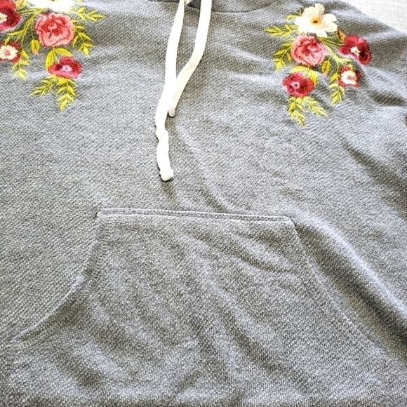 O’NEILL Floral Embroidered Boho Hoodie Sweatshirt, Size S - Picture 3 of 11